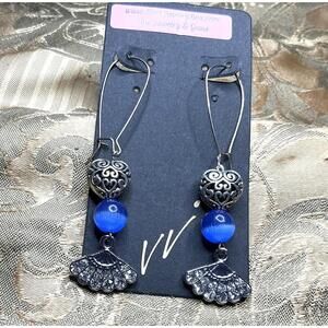 Fan Fare Heart Earrings